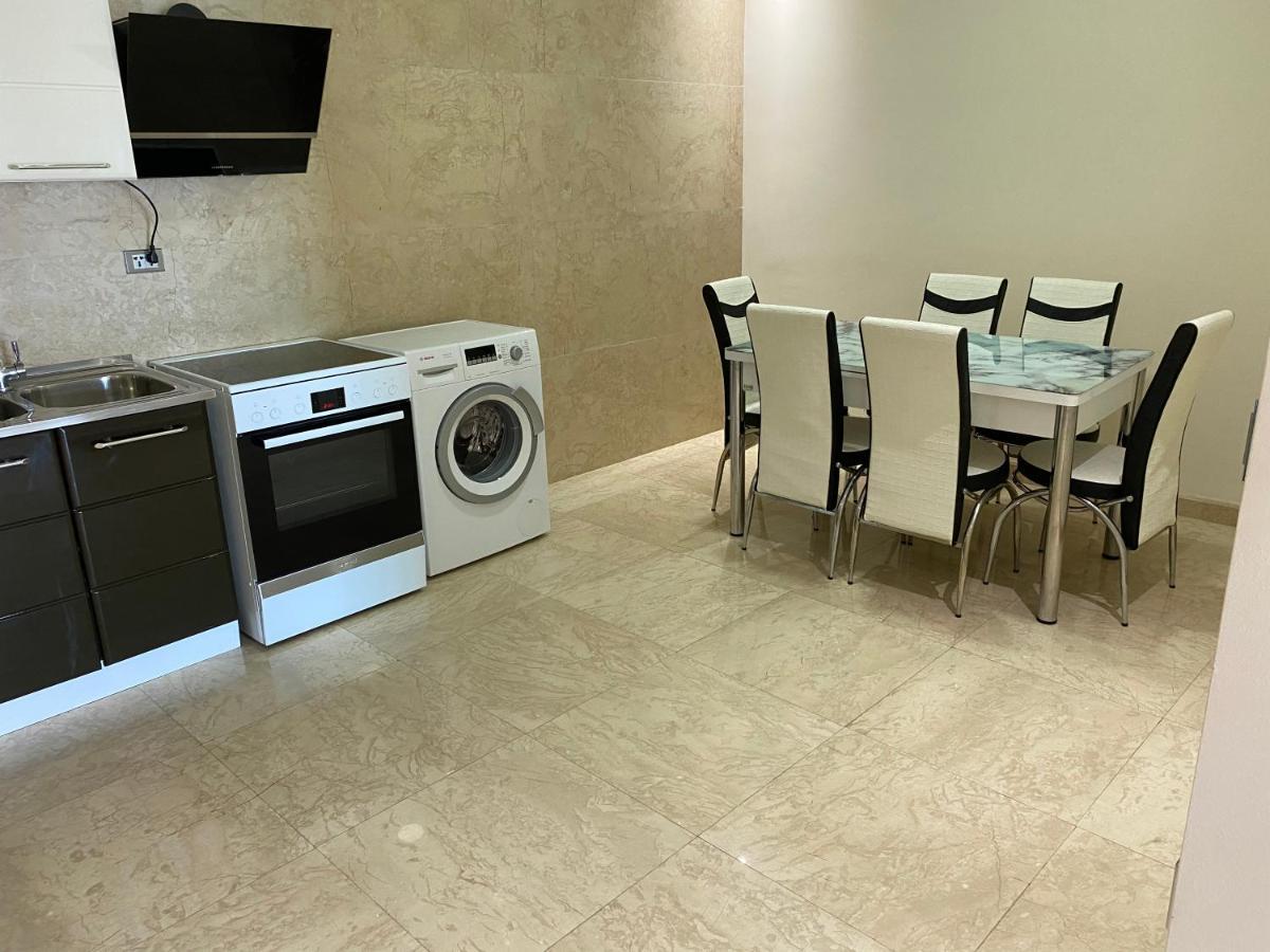 Apartment In Porta Batumi Tower Exterior photo